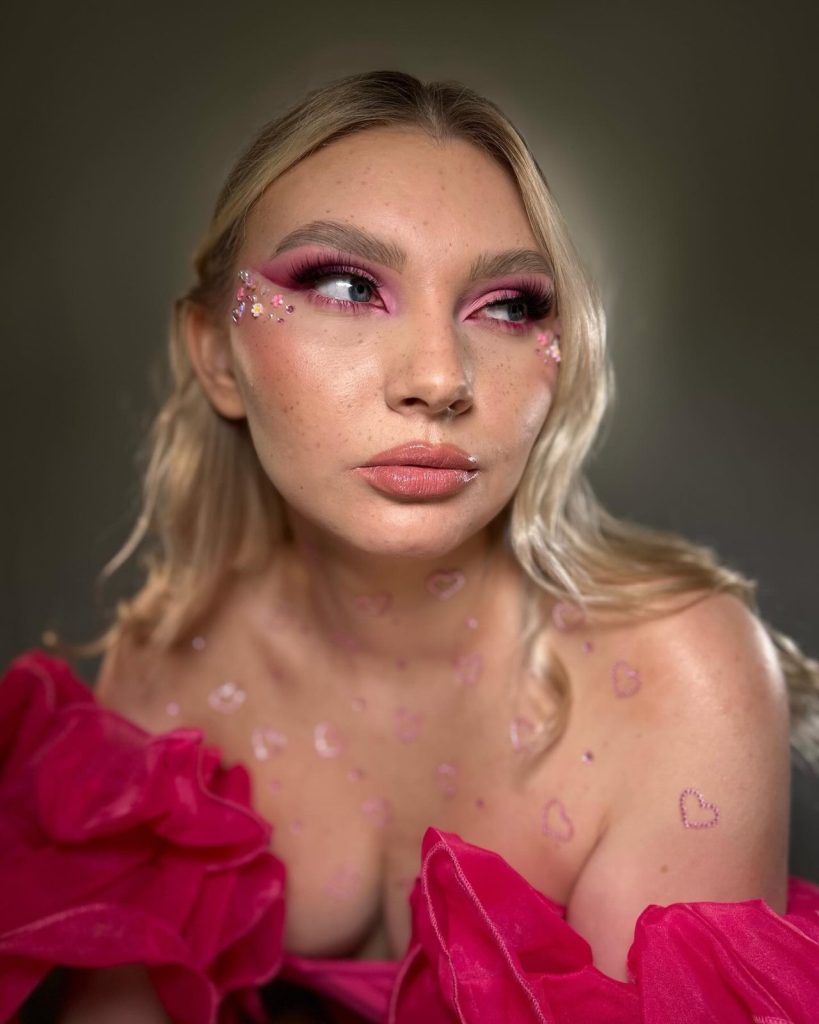 Kolorowy makijaż glamour